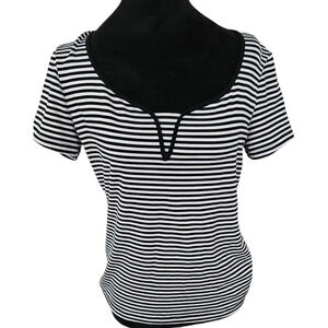 New York &  Co Black White Stripe V Notch Neck Short Sleeve Tee Top WomenMedium
